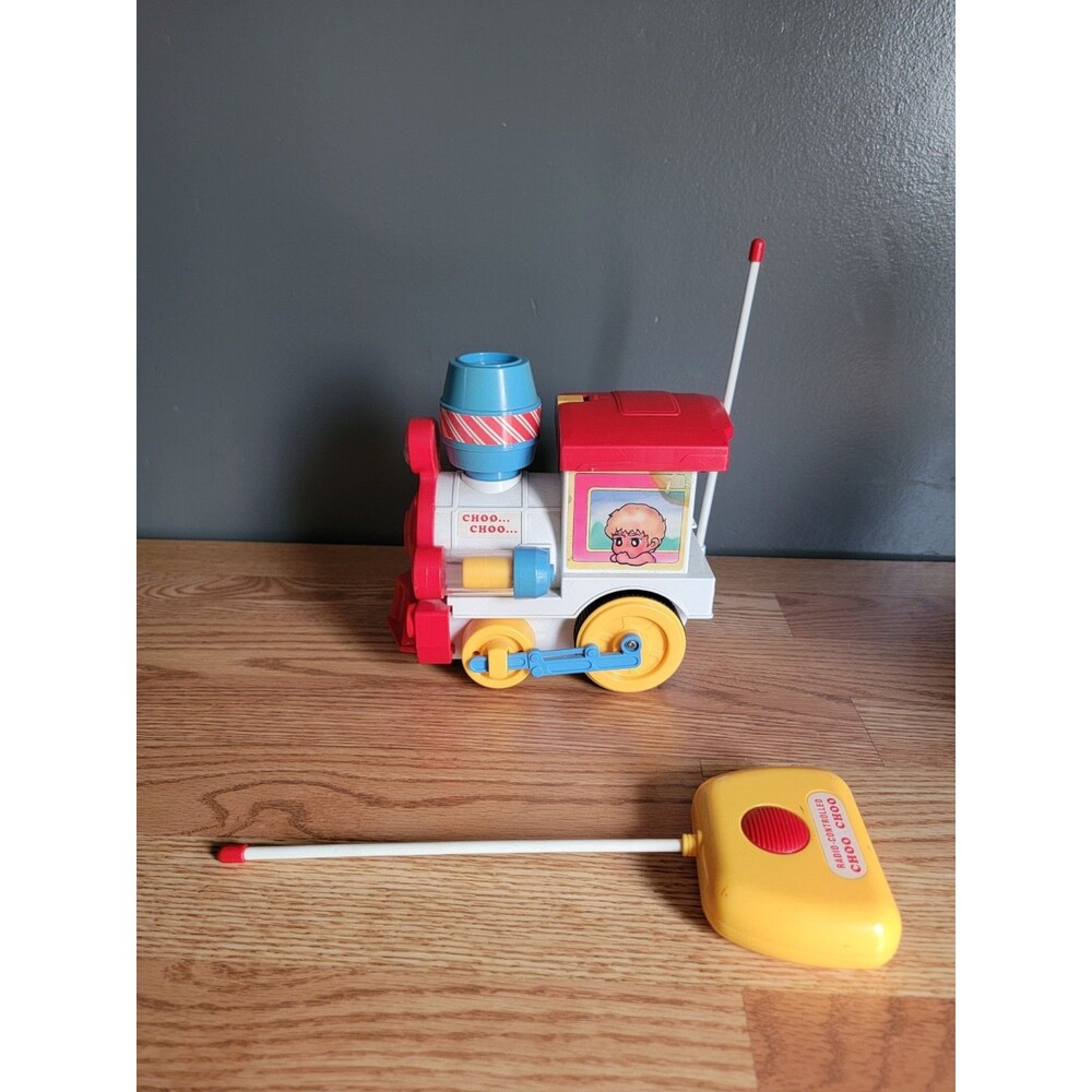 RadioShack Choo Choo Remote-Controlled Train Toy Red Yellow Blue White 60-2517